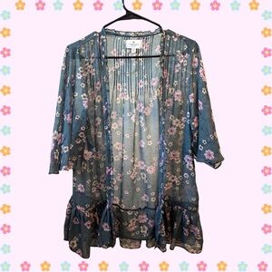 American Eagle Sage Green Floral Kimono Boho Mori Kei Cottagecore Layering Piece